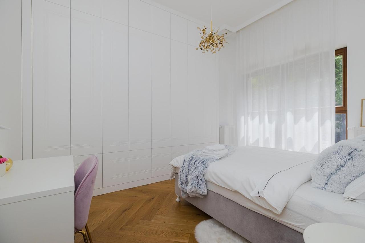 Woronicza Premium- Margo Apart Warschau Exterior foto